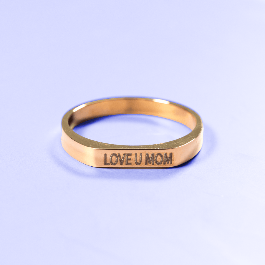 Love U Mom Ring in Gold