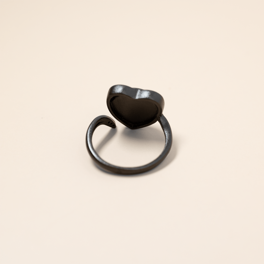 Luna Love Ring in Black Matte