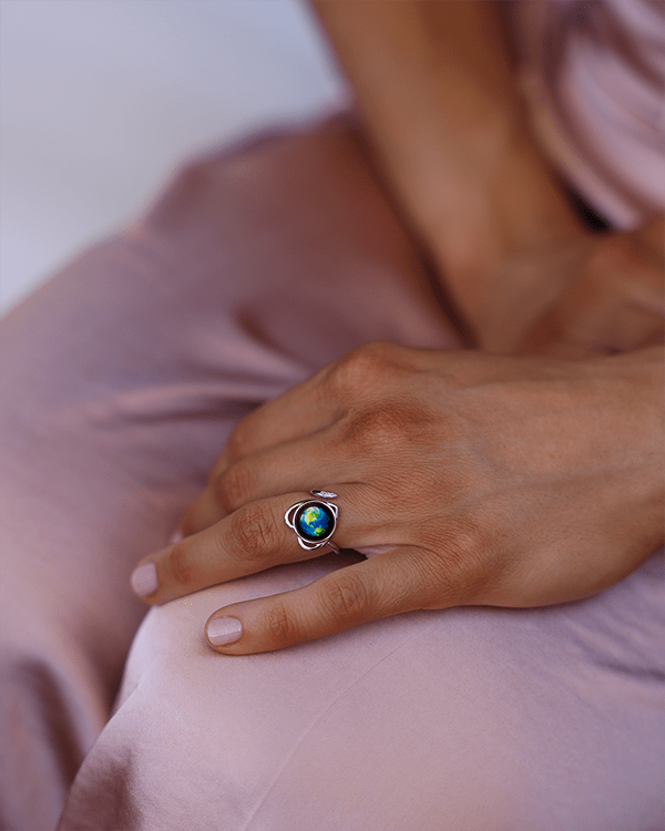 Bague Earthglow Luna Love en rhodium 