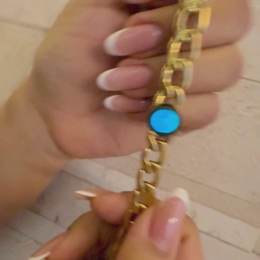 Lunar Curb Link Bracelet in Gold