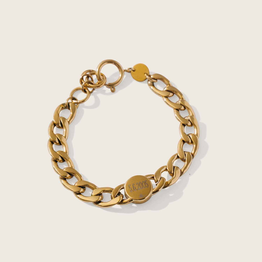 Gold plated engravable constellation astrology link bracelet  