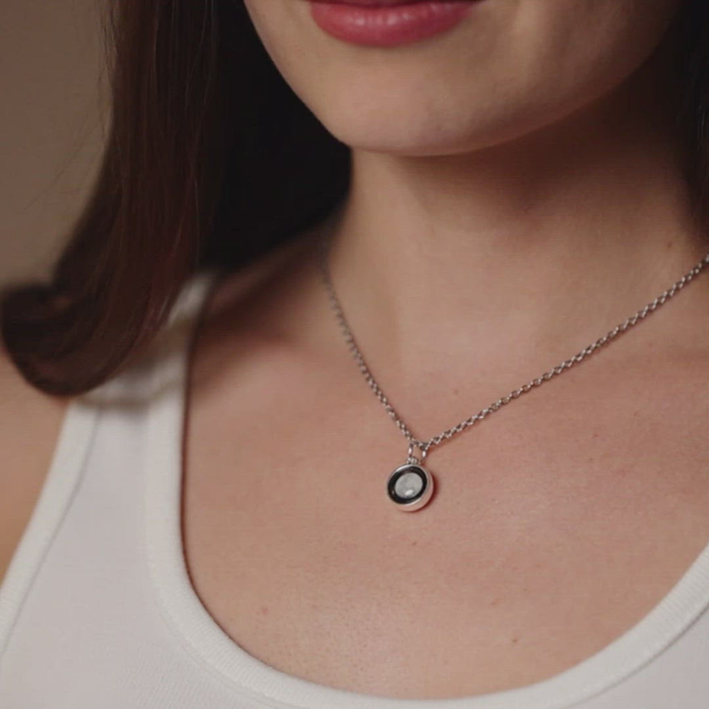 Video of woman wearing The Luna Mia Necklace