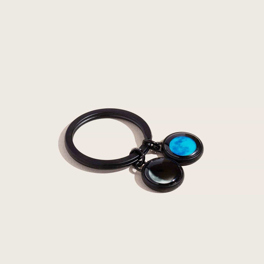 Double Moon Memory Key Ring in Black